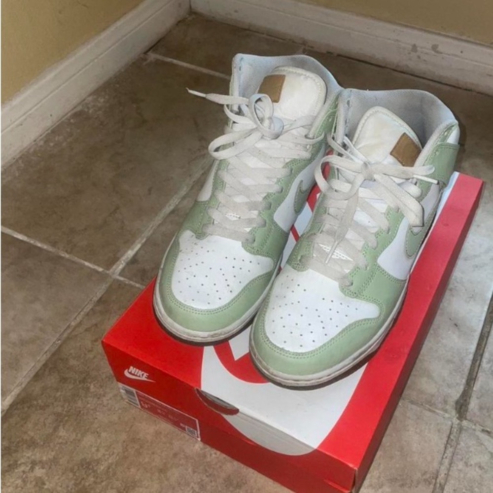 Nike Mint Green and White Sneakers